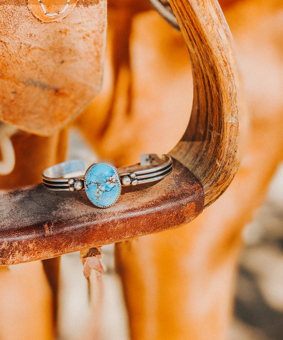 Dainty Hills Cuff